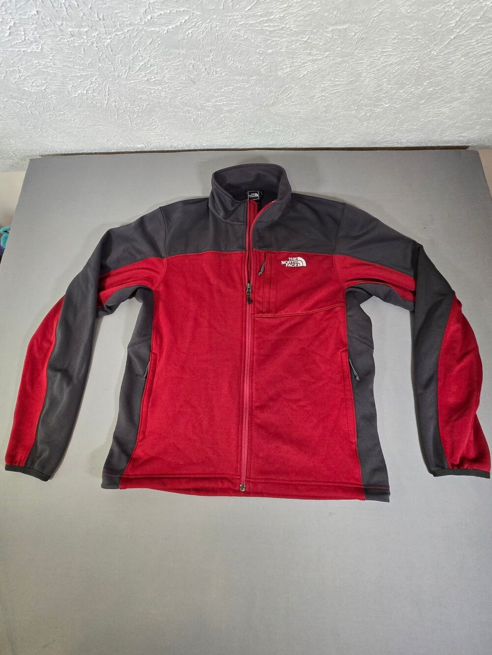 The North Face Momentum Full Zip Fleece Jacket Red Grey Men's Size Medium